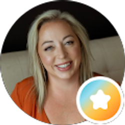 Profile photo of Lindsay Gallagher