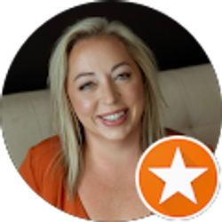 Profile photo of Lindsay Gallagher