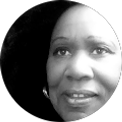 Profile photo of Suzanne Graves