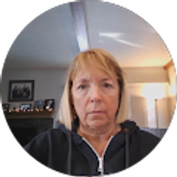 Profile photo of Theresa Knoll