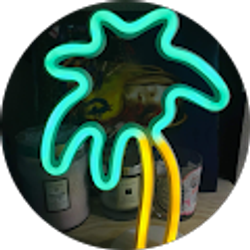 Profile photo of Kayla Chi