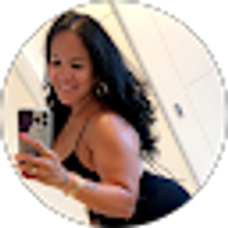 Profile photo of Michelle Davila