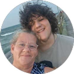 Profile photo of Lisa Smith