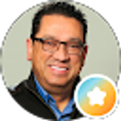 Profile photo of Luis Quinones