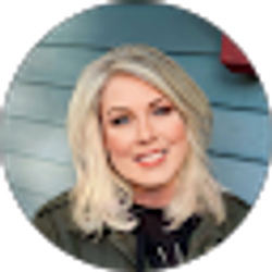 Profile photo of Shelley Westall