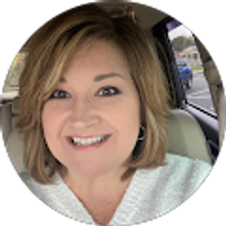 Profile photo of Nancy Helbert