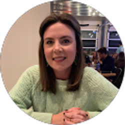 Profile photo of Lindsey Roberson