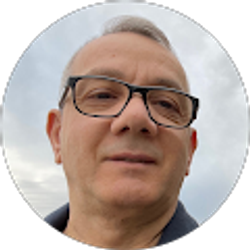 Profile photo of Artur Avoricani