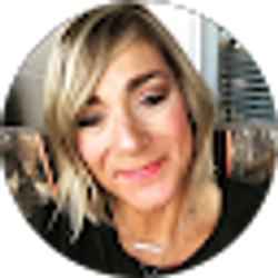 Profile photo of April Hauptman