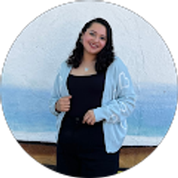 Profile photo of Claudia Zerón