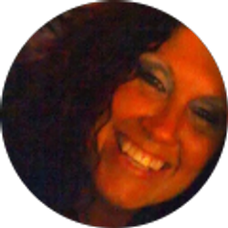 Profile photo of Patti Lyons