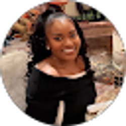 Profile photo of Danielle Broadwater