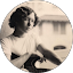 Profile photo of Lynn Graf
