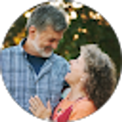 Profile photo of Toni Holt