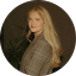 Profile photo of Desirae Mcknelly