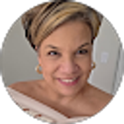 Profile photo of Meredith Graves