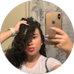 Profile photo of Andrea Luna