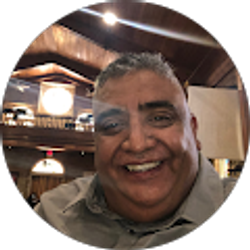 Profile photo of Ruben Nieblas