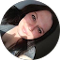 Profile photo of Carrie Hughes