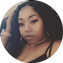 Profile photo of Sasha Flowers