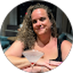 Profile photo of Alyse Burrows