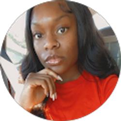 Profile photo of Mia Todd