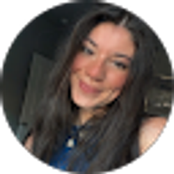 Profile photo of Kaylee Decker