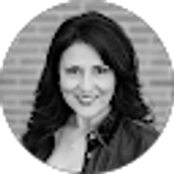 Profile photo of Gloria Urwin
