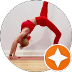 Profile photo of Laura Leigh