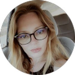Profile photo of Rebecca Moore