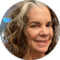 Profile photo of julia spillert