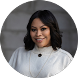 Profile photo of Erin Livingston