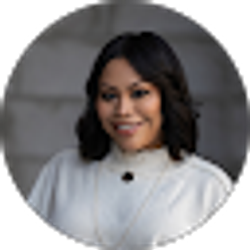 Profile photo of Erin Livingston