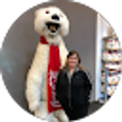 Profile photo of Cindy Robbins