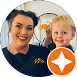 Profile photo of Leigh Hollingsworth