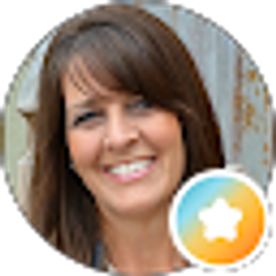 Profile photo of Lynn Stoppe