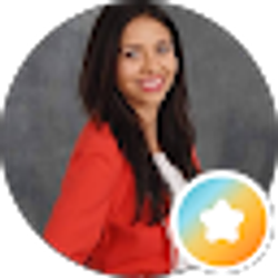 Profile photo of Lucia Vega