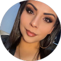 Profile photo of Paloma Leon