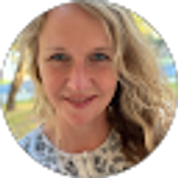 Profile photo of Rachel Weyel