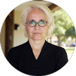 Profile photo of Paula Varns