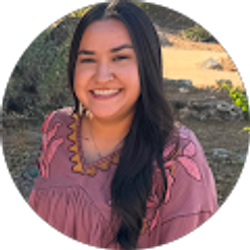 Profile photo of Ashley Contreras