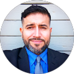 Profile photo of Antonio Aguirre