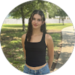 Profile photo of Bella Denny