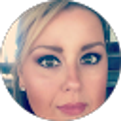 Profile photo of Jenn Nieto