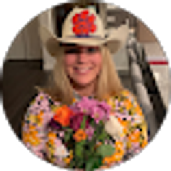 Profile photo of Jenna Sisson
