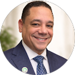 Profile photo of Dennis Cespedes