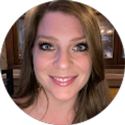 Profile photo of Stephanie Robar