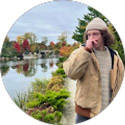 Profile photo of Hunter Meckes