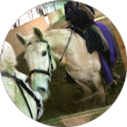 Profile photo of Robyn Skaggs