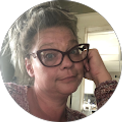 Profile photo of Holly